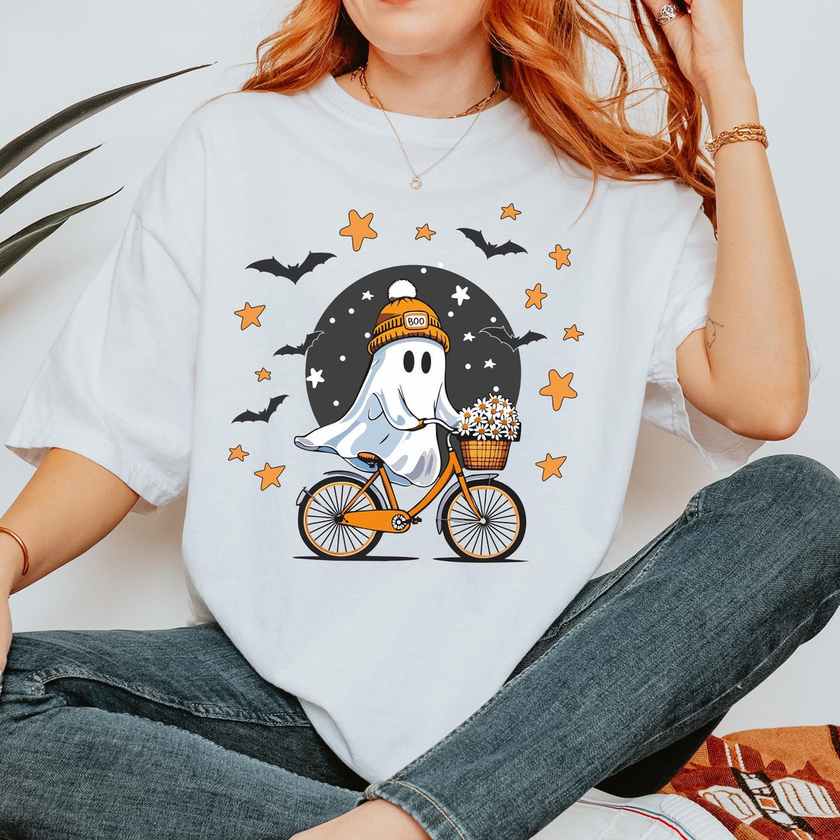 Comfort Colors® Cute Halloween Ghost Shirt, Halloween Women's Shirt, Halloween Party Shirt, Spooky Season Shirt, Autumn Shirt, Fall T-shirts