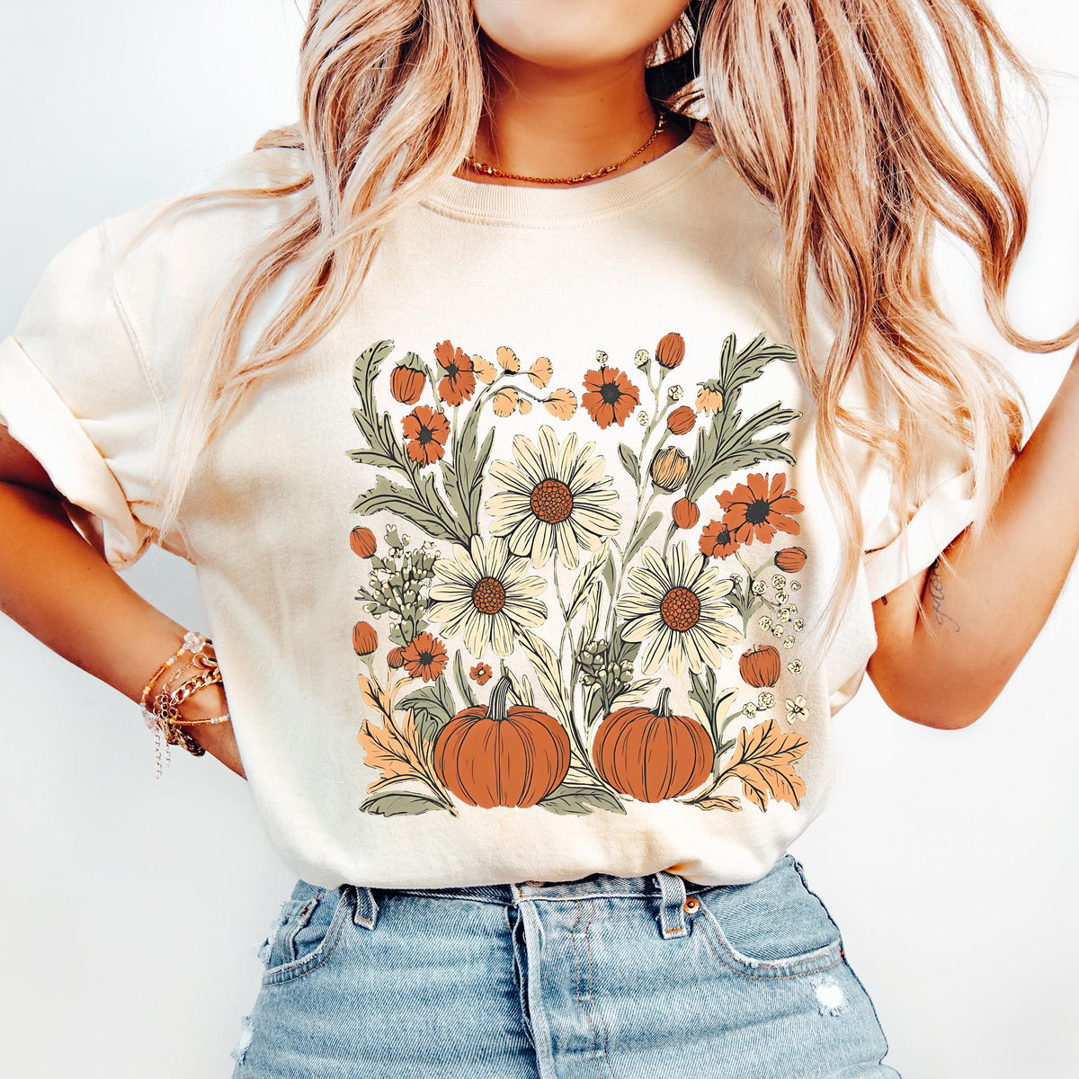 Floral Pumpkin Fall Shirt, Flower Pumpkin Shirt, Aesthetic Fall Graphic T-shirt, Pumpkin Patch Shirts, Boho Pumpkin T-shirt, Comfort Colors®