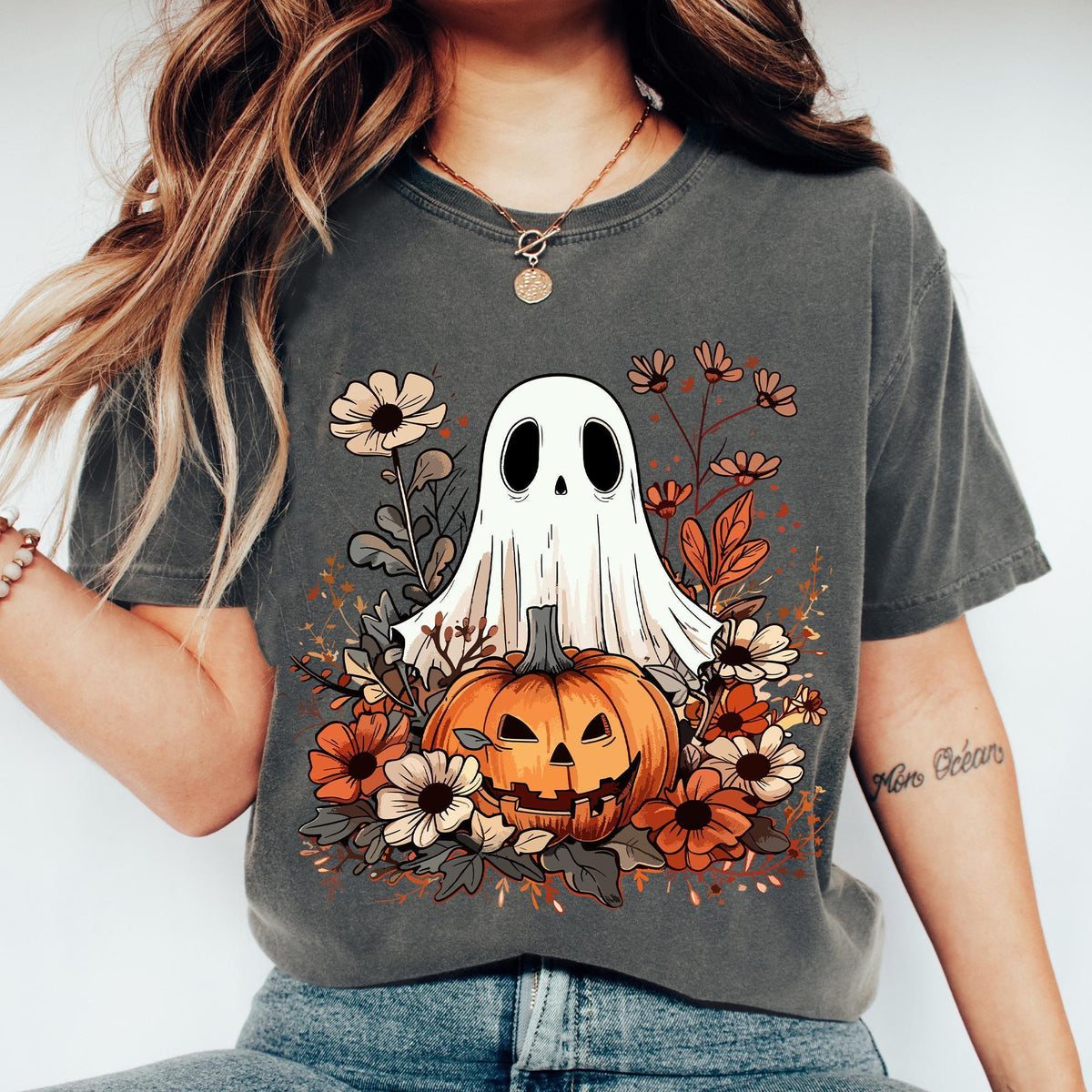 Comfort Colors® Cute Ghost Shirt, Cute Ghost T-shirt, Trendy Fall Season Shirts, Spooky Season Shirt, Funny fall Shirt, Funny Pumpkin Shirts