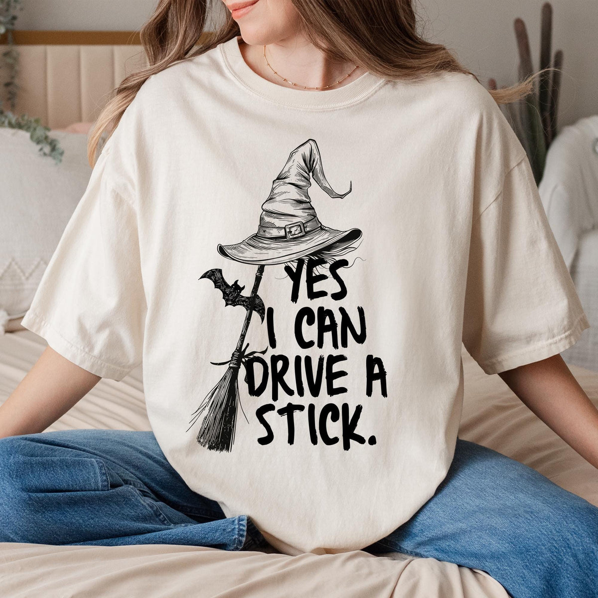 Yes I Can Drive A Stick T Shirt, Funny Halloween Witch Tee for Women, Cute Halloween Gifts Top, Witchy Costume Outfit, Spooky Party T-shirts