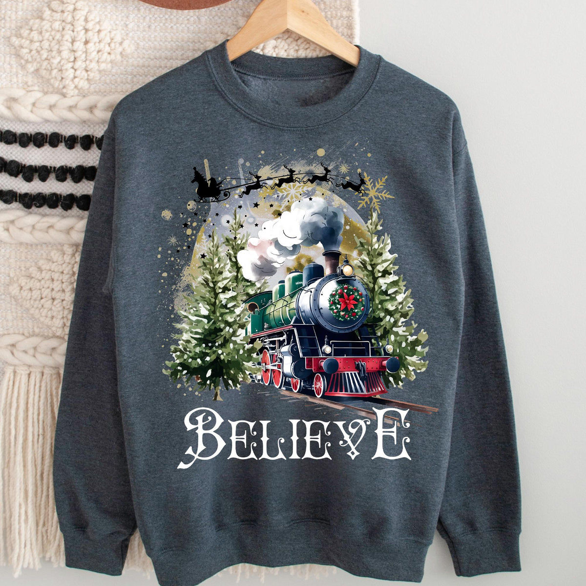 Christmas Gift, Christmas Believe Sweater, Gift Ideas, Xmas Part Shirt, T-shirt Xmas, Merry Christmas Tee, Christmas Holiday Gift for Family