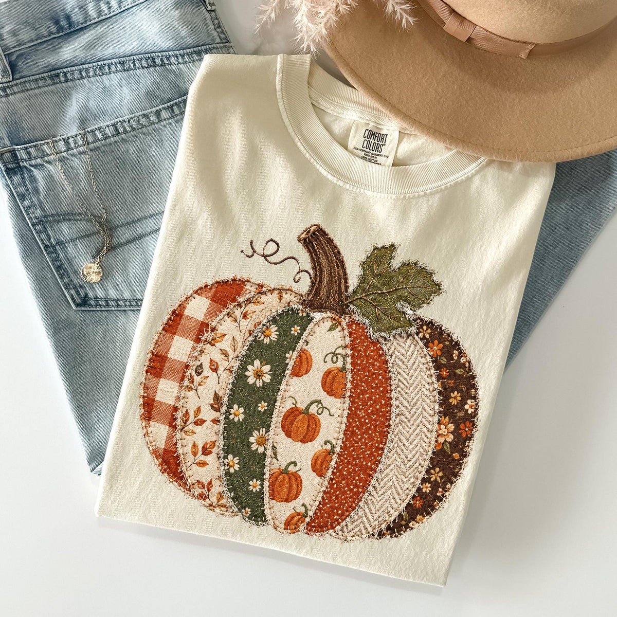 Faux Patchwork Fall Pumpkin T-shirt, Comfort ColorsĀ® Autumn Thanksgiving Shirt, Women Crewneck T-shirt, Checkered Pumpkins TShirt, Cute Gift