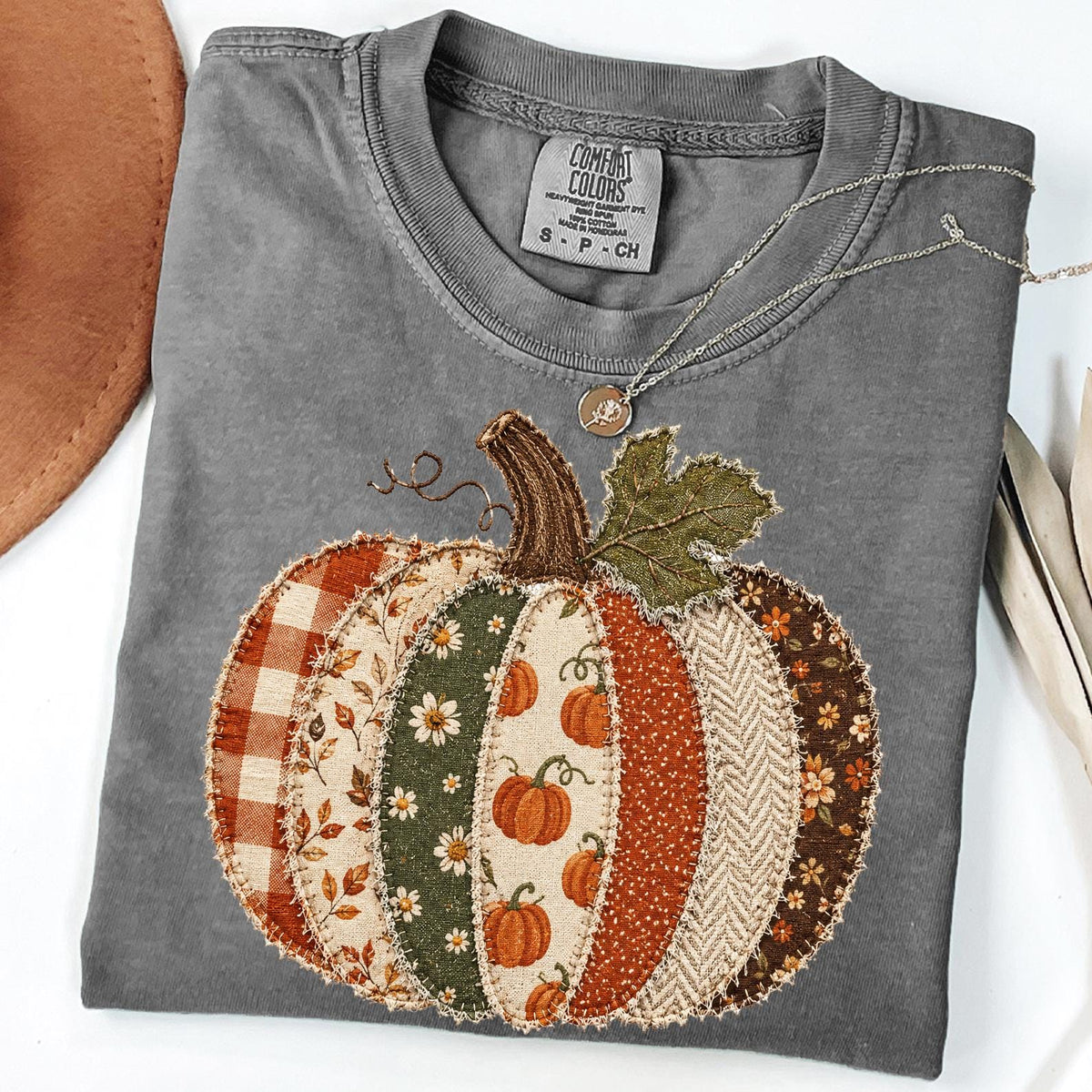 Faux Patchwork Fall Pumpkin T-shirt, Comfort ColorsĀ® Autumn Thanksgiving Shirt, Women Crewneck T-shirt, Checkered Pumpkins TShirt, Cute Gift