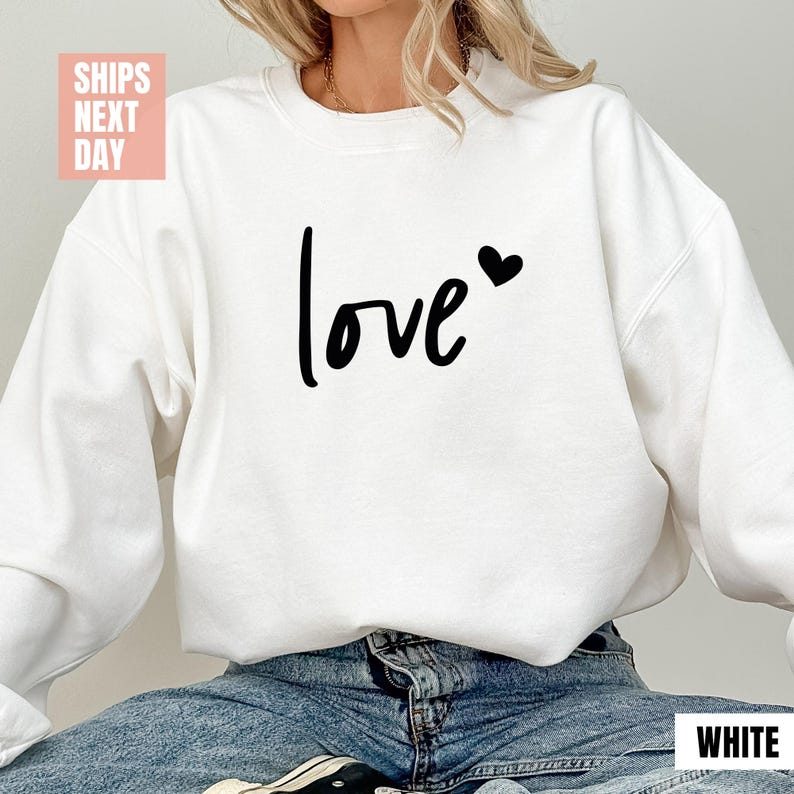 Love Sweatshirt (2XL-3XL)