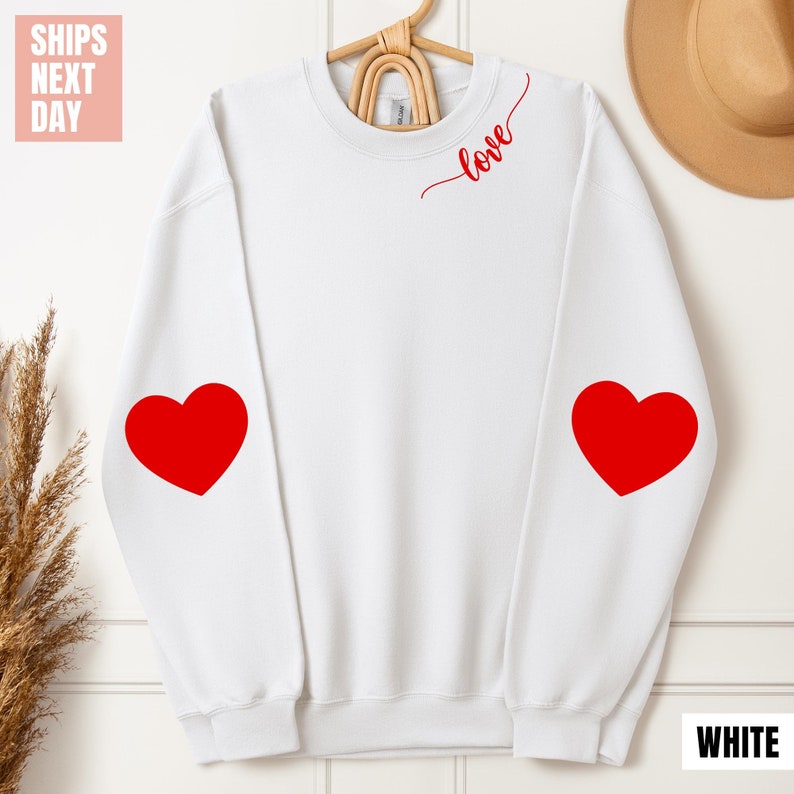 Love Heart Sweatshirt (2XL-3XL)