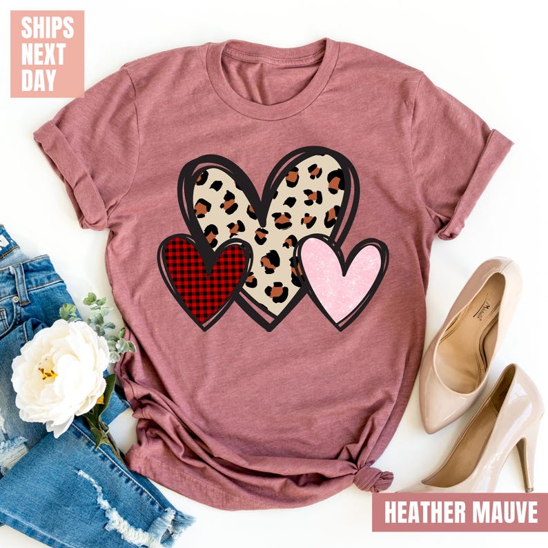 3 Doodle Heart Valentines T-Shirt (2XL-3XL)