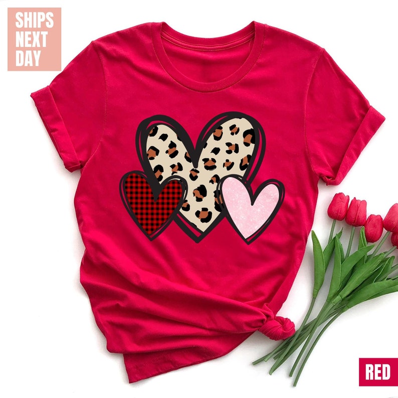 3 Doodle Heart Valentines T-Shirt (2XL-3XL)