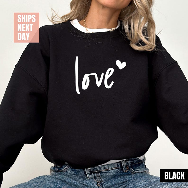 Love Sweatshirt (2XL-3XL)