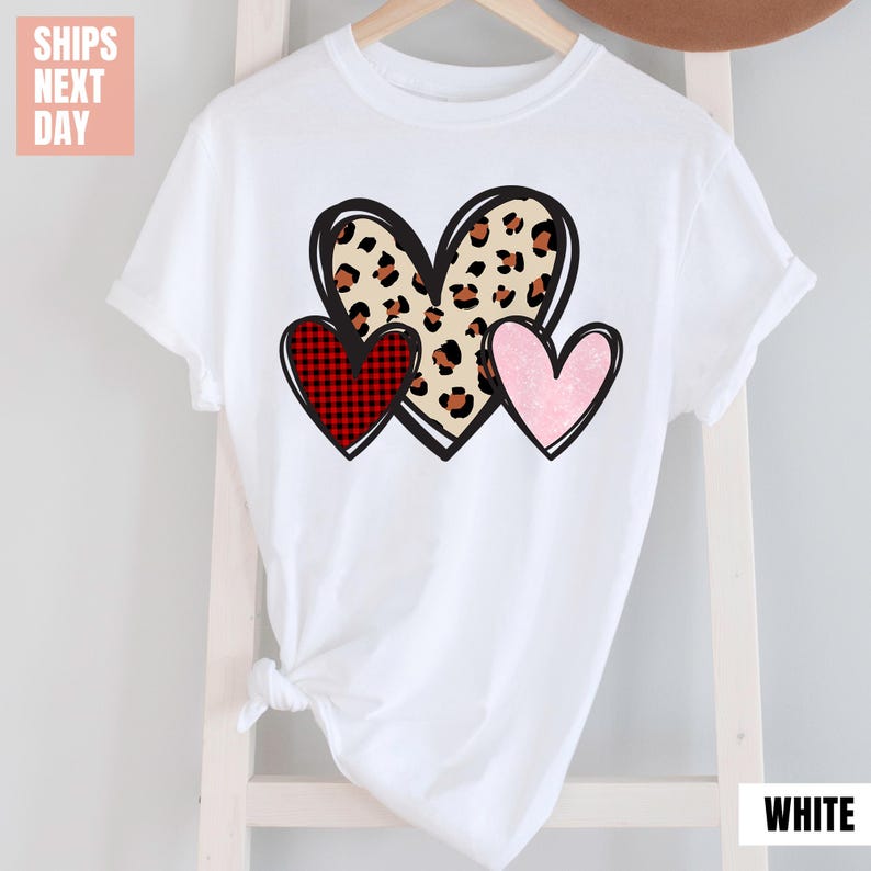 3 Doodle Heart Valentines T-Shirt (2XL-3XL)