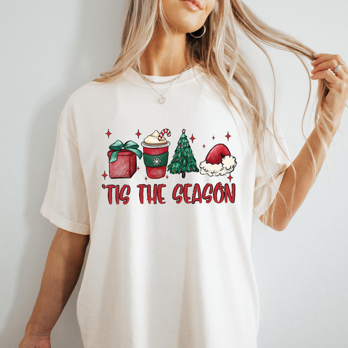 Tis The Season Shirt Comfort Colors®, Coquette Bow Christmas Shirt, Retro Christmas Crewneck, Merry Christmas Shirt, Girly Christmas T-shirt