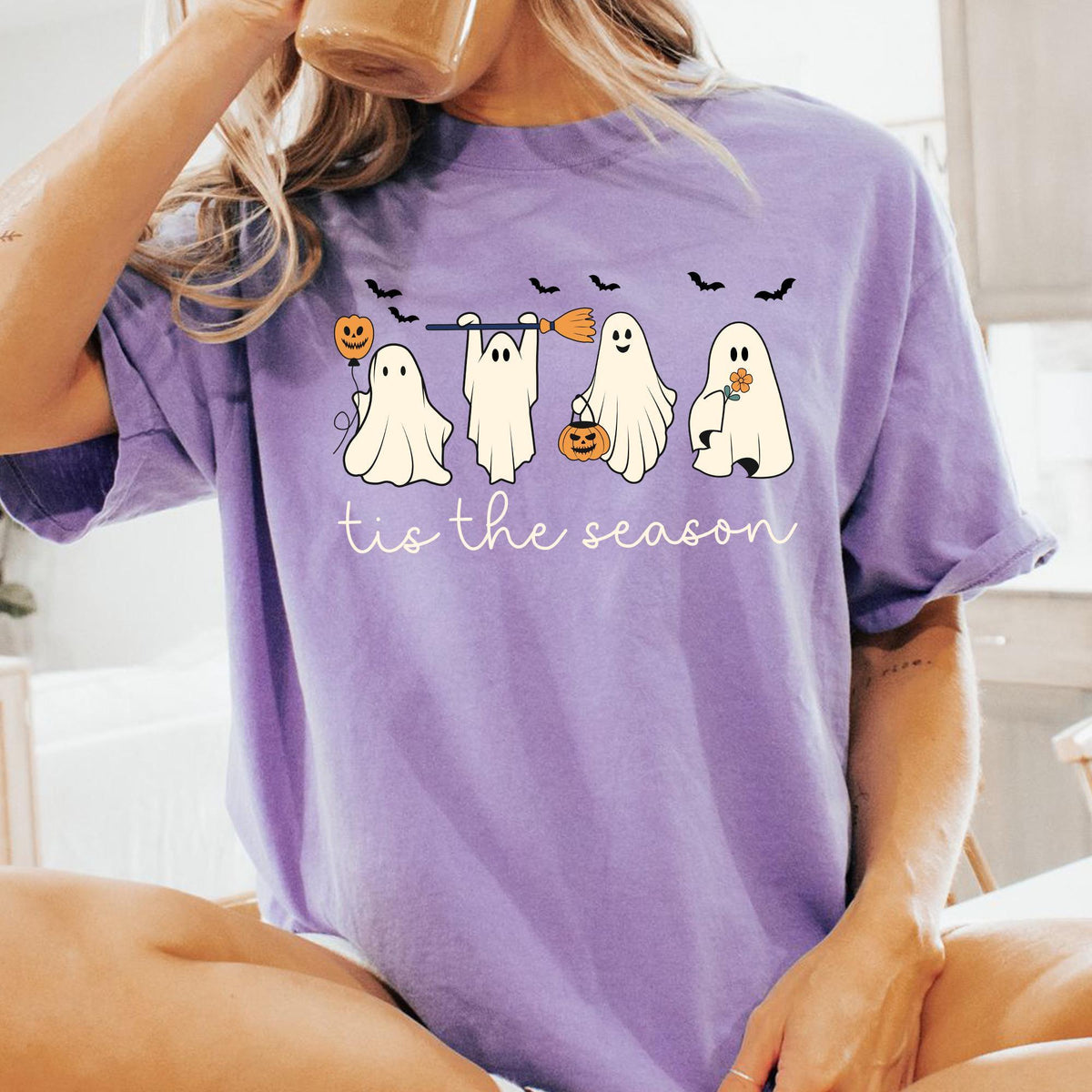 Tis The Season Halloween Shirt, Halloween Comfort Colors® Shirt, Retro Ghost Shirts, Cute Fall Shirt, Pumpkin Season, Women's Halloween Tees