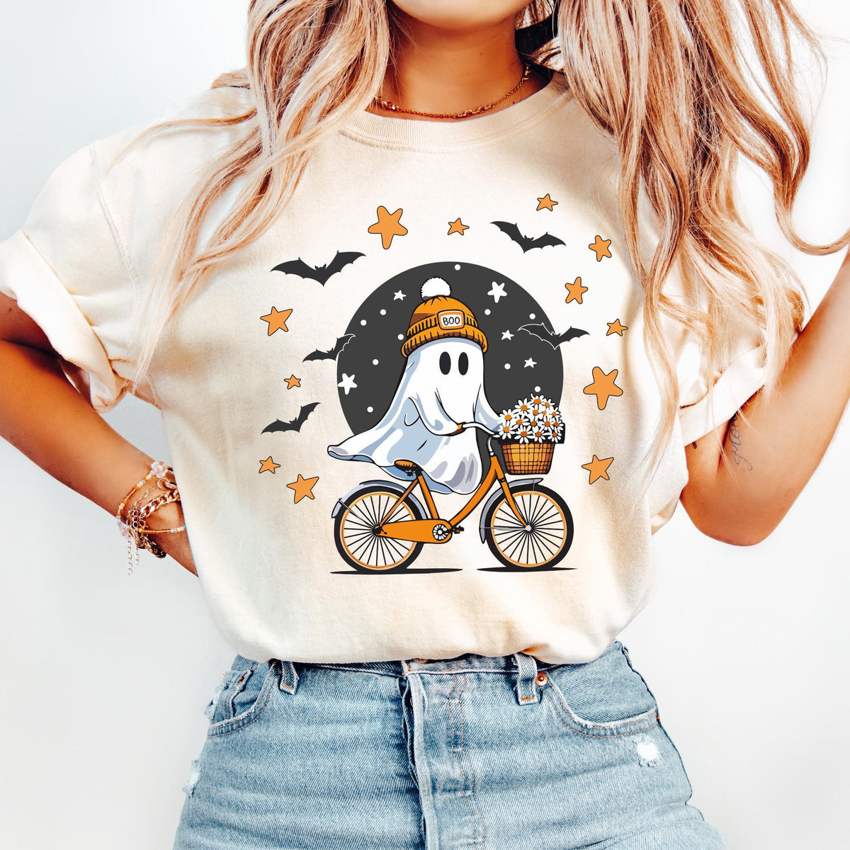 Comfort Colors® Cute Halloween Ghost Shirt, Halloween Women's Shirt, Halloween Party Shirt, Spooky Season Shirt, Autumn Shirt, Fall T-shirts