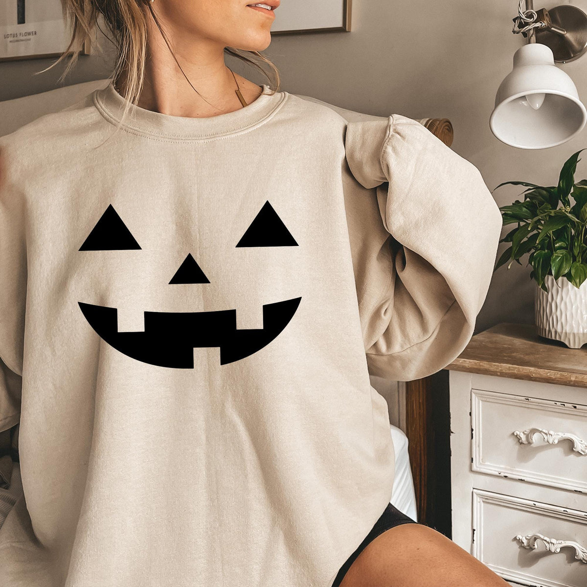 Halloween Pumpkin UNISEX Sweatshirt, Pumpkin Face Sweatshirt, Jack O' Lantern Sweatshirt, Halloween Sweatshirt, Pumpkin Sweatshirt, Fall Tee