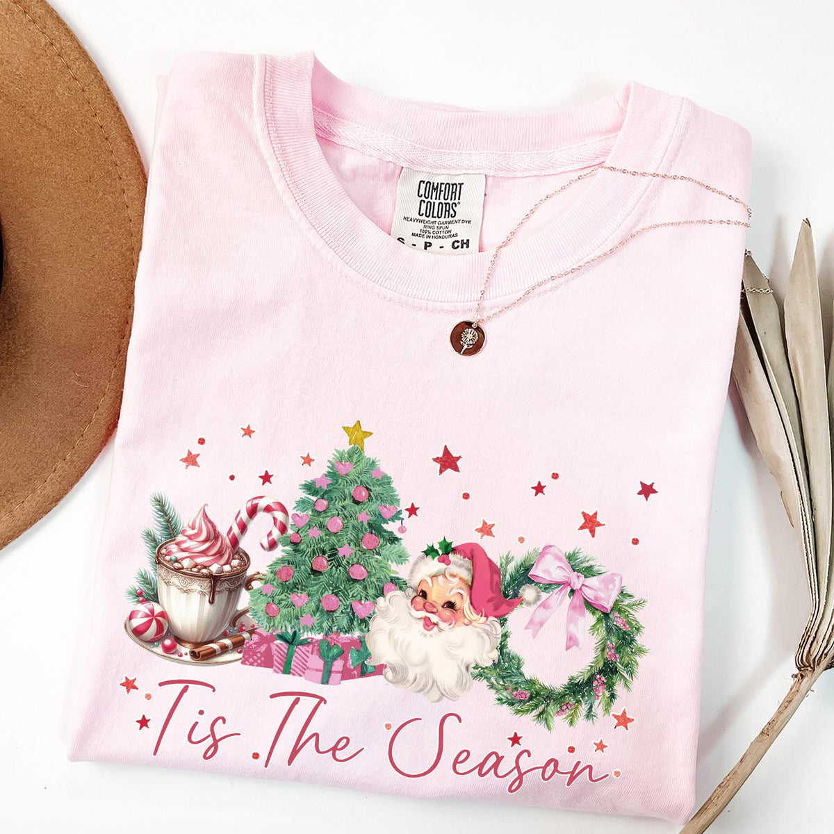 Tis The Season Sweatshirt Comfort Colors®, Coquette Bow Christmas Shirts, Retro Christmas Crewneck, Merry Christmas, Girly Christmas Sweater