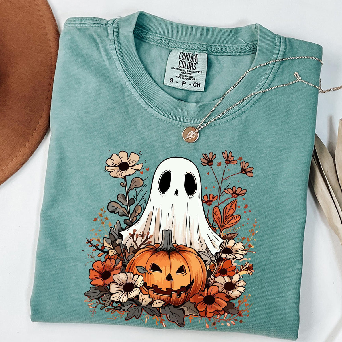 Comfort Colors® Cute Ghost Shirt, Cute Ghost T-shirt, Trendy Fall Season Shirts, Spooky Season Shirt, Funny fall Shirt, Funny Pumpkin Shirts