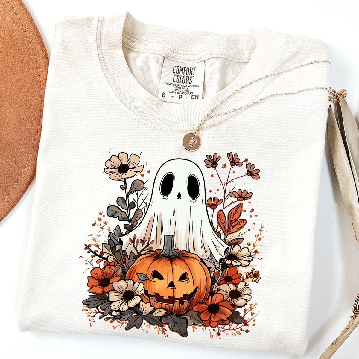 Comfort Colors® Cute Ghost Shirt, Cute Ghost T-shirt, Trendy Fall Season Shirts, Spooky Season Shirt, Funny fall Shirt, Funny Pumpkin Shirts