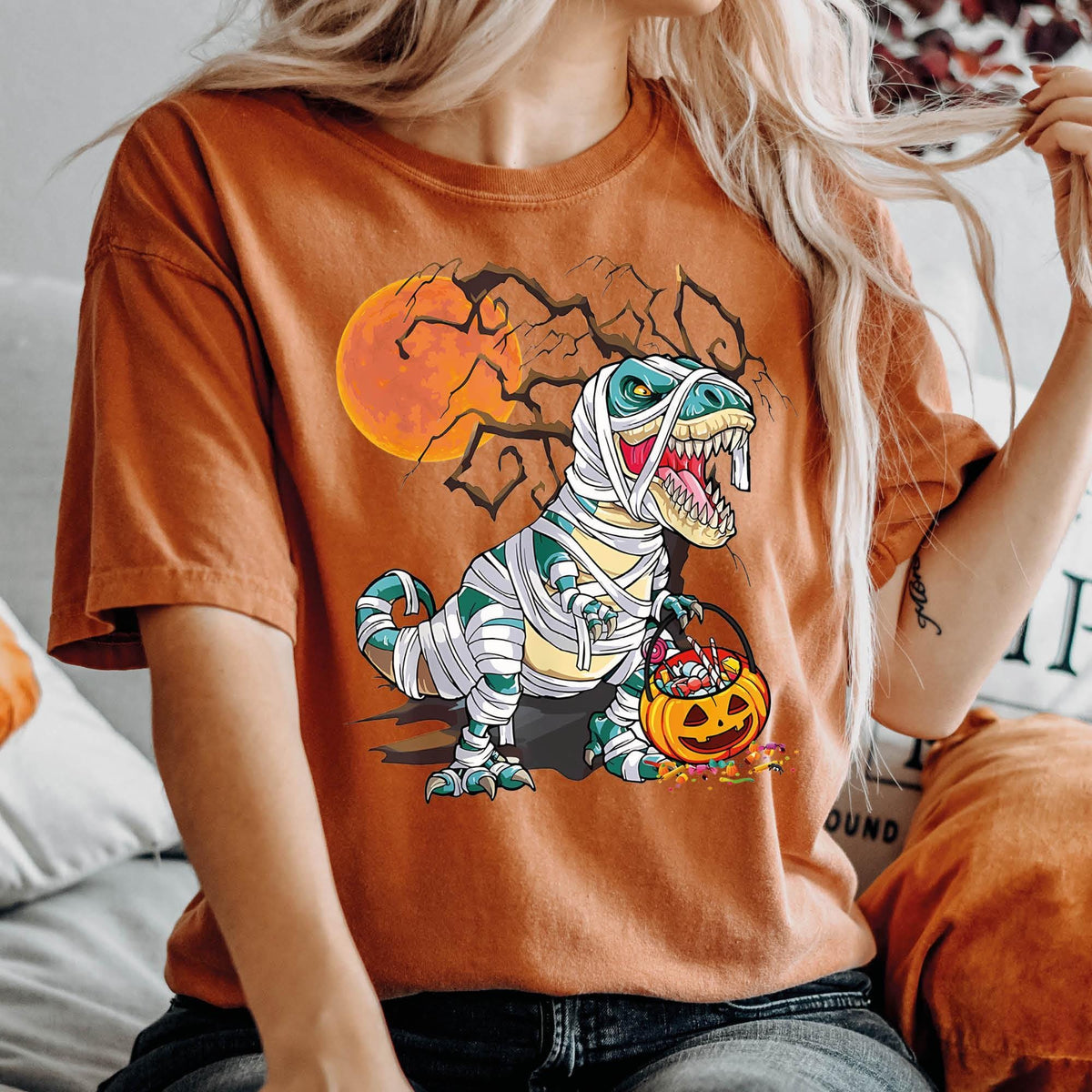 Halloween Shirt, Dinosaur Skeleton T rex Scary Shirt, Spooky Saurus Rex Shirt, Comfort Colors®, Dinosaur Halloween Gift, Cute Halloween Gift