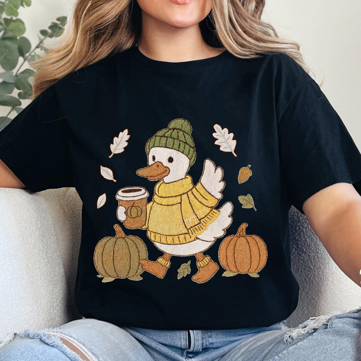 Trendy Cute Fall Duck Sweatshirt, Cozy Autumn Coffee T-shirt, Preppy Duck Pullover, Trendy Thanksgiving Sweater, Pumpkin Patch Duck T-shirts