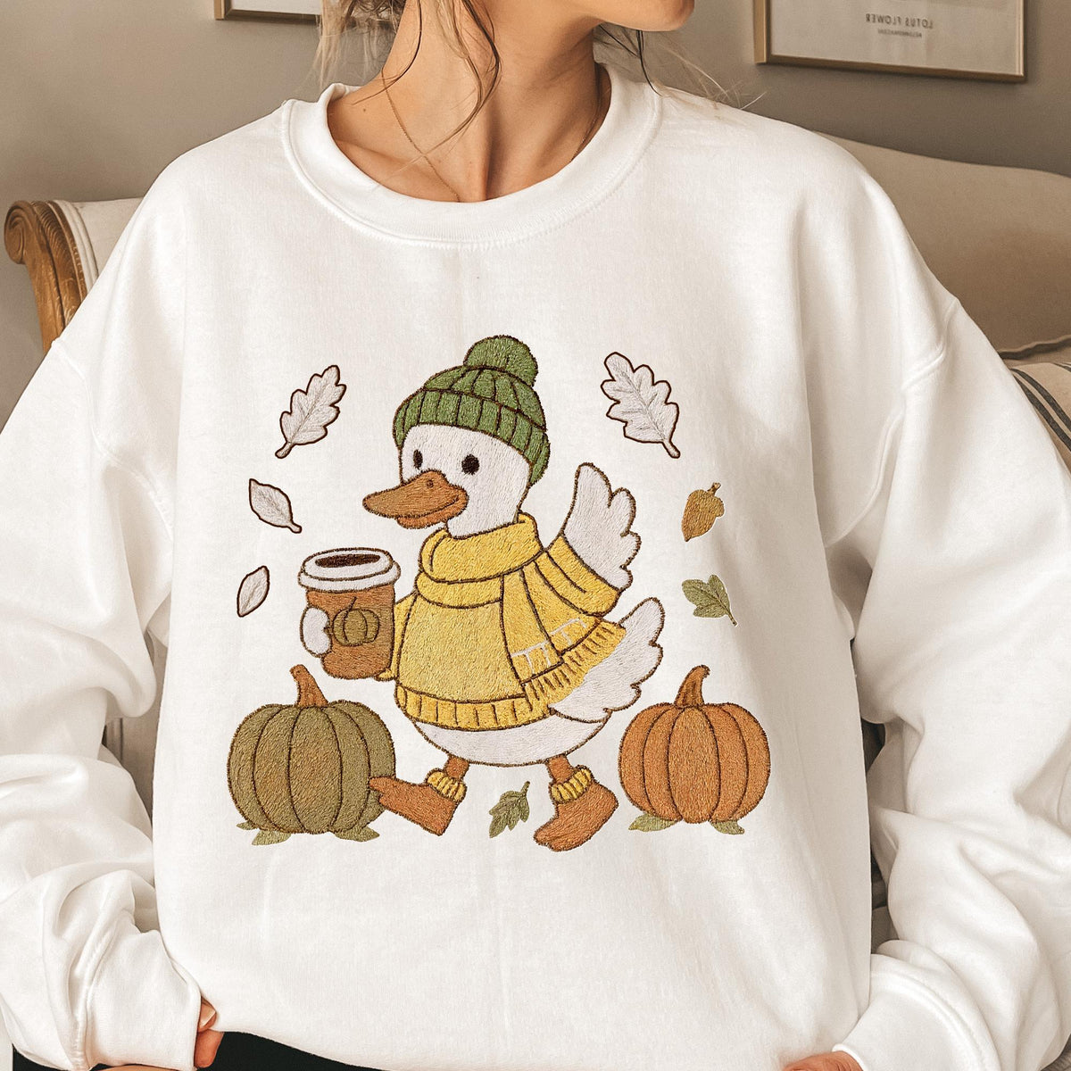 Trendy Cute Fall Duck Sweatshirt, Cozy Autumn Coffee T-shirt, Preppy Duck Pullover, Trendy Thanksgiving Sweater, Pumpkin Patch Duck T-shirts