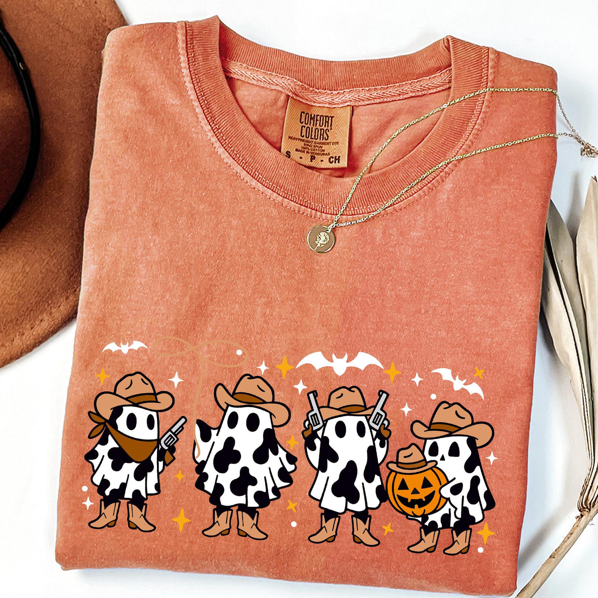 Comfort Colors® Western Ghost T-Shirt, Halloween Shirt, Halloween Party T-shirt, Spooky Fall T-shirt, Country Girl Gift, Cute Ghost T-shirts