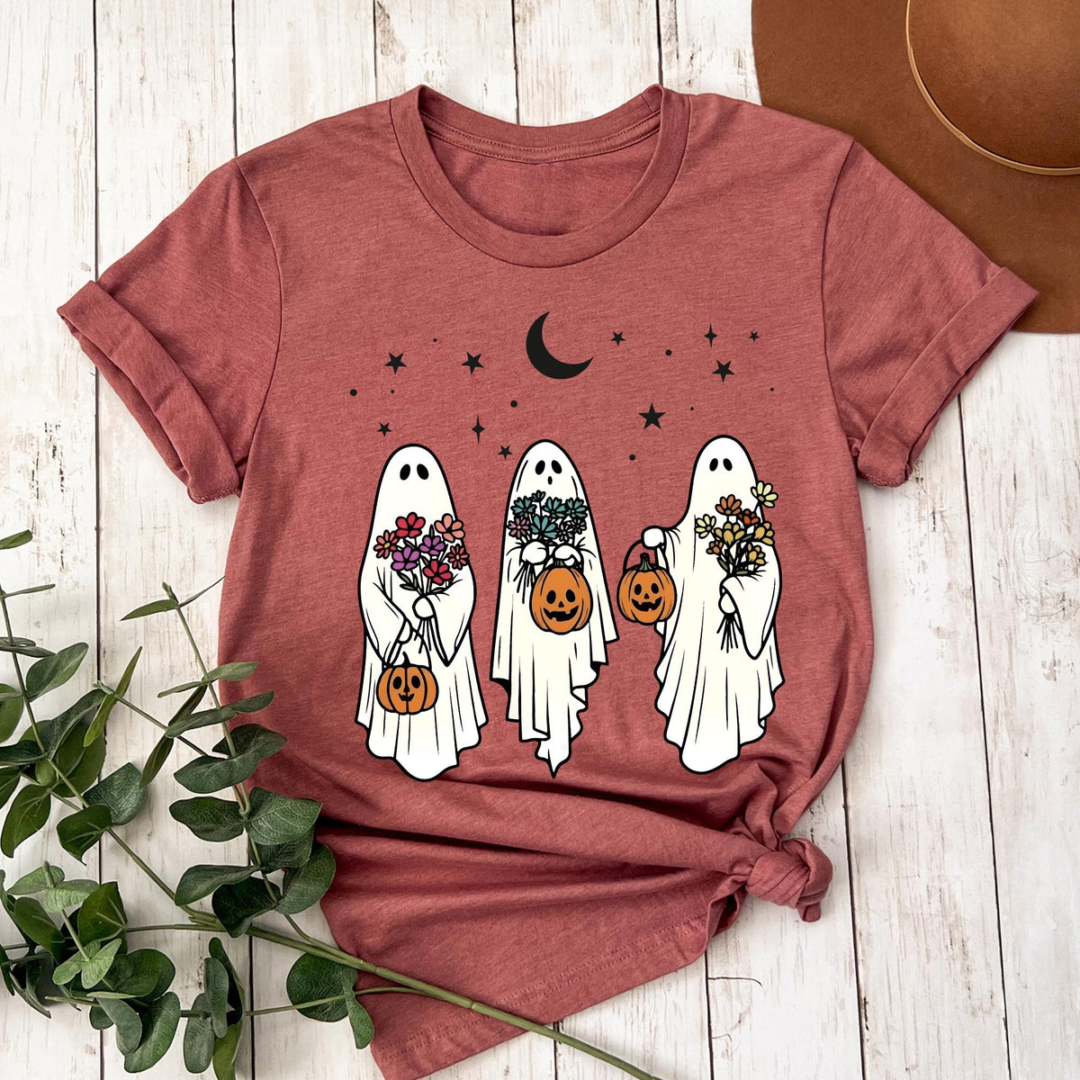 Vintage Halloween Ghost Shirt, Floral Retro Spooky Pumpkin Shirts, Ghost Crewneck Sweatshirt, Spooky Season T-Shirt, Ghost Aesthetic T-shirt