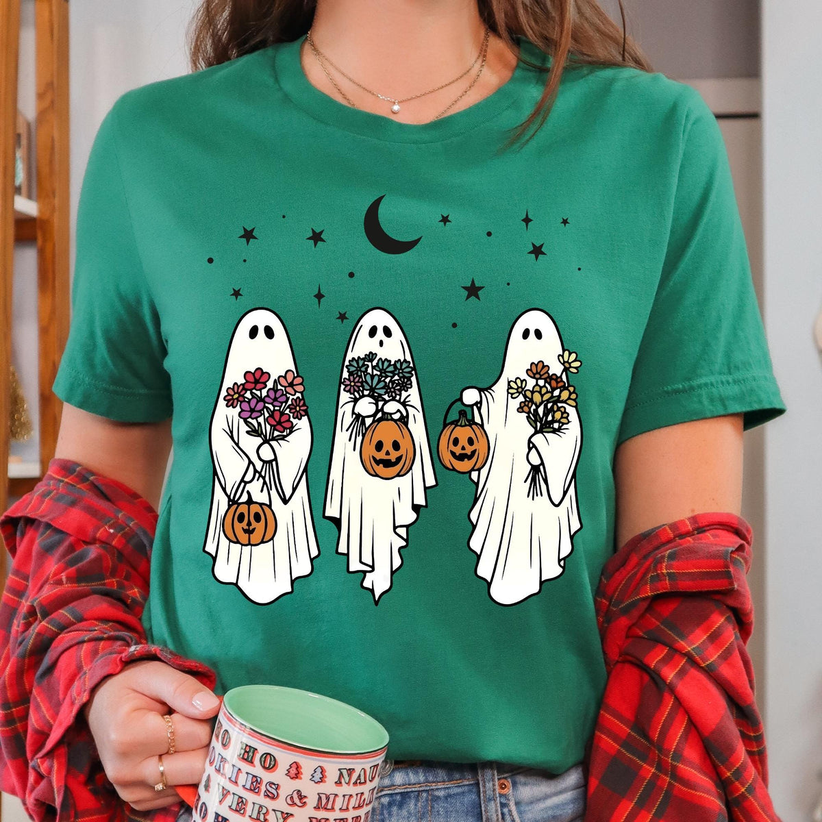 Vintage Halloween Ghost Shirt, Floral Retro Spooky Pumpkin Shirts, Ghost Crewneck Sweatshirt, Spooky Season T-Shirt, Ghost Aesthetic T-shirt