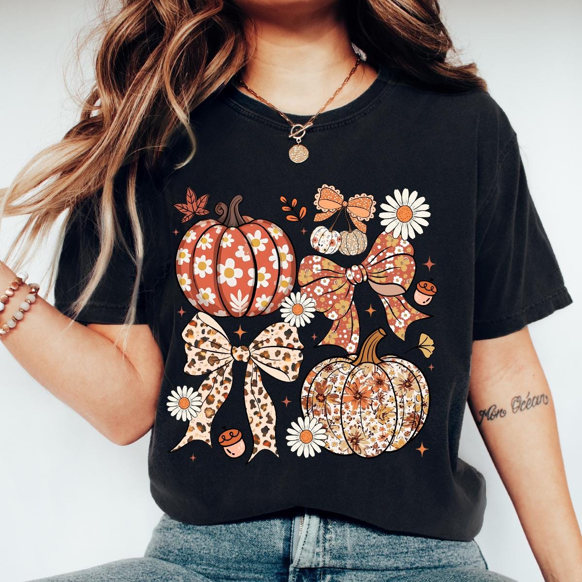 Comfort Colors® Floral Pumpkin Shirt, Floral Coquette Shirt, Fall Pumpkin Shirt, Autumn Shirt, Fall Girly Shirt, Thanksgiving,Tis the season