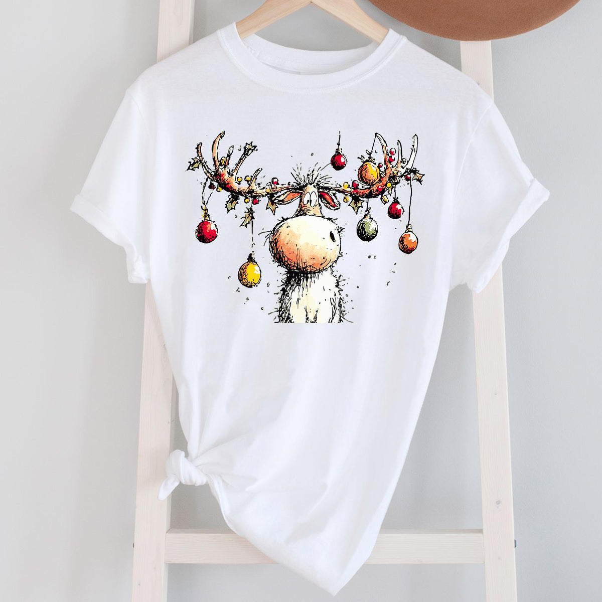 Vintage Reindeer Sweatshirt, Cute Christmas Sweatshirt, Retro Reindeer Sweatshirt, Christmas Reindeer Sweatshirt, Merry Christmas Sweatshirt