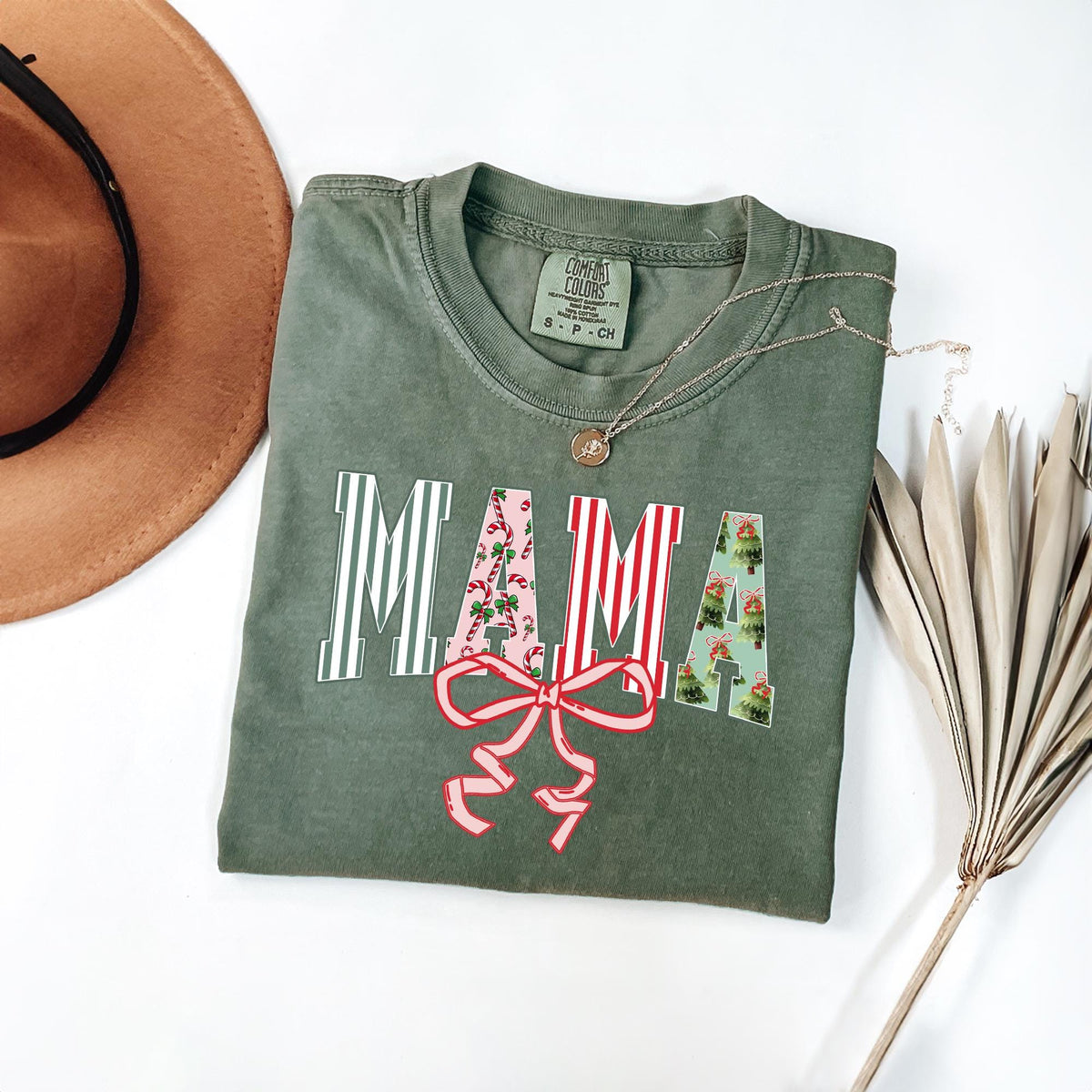 Comfort Colors® Christmas Mama Shirt, Retro Mom Shirt, Xmas Christmas Tee Holiday New Mom Gift Pregnancy Announcement,Christmas Gift for Mom