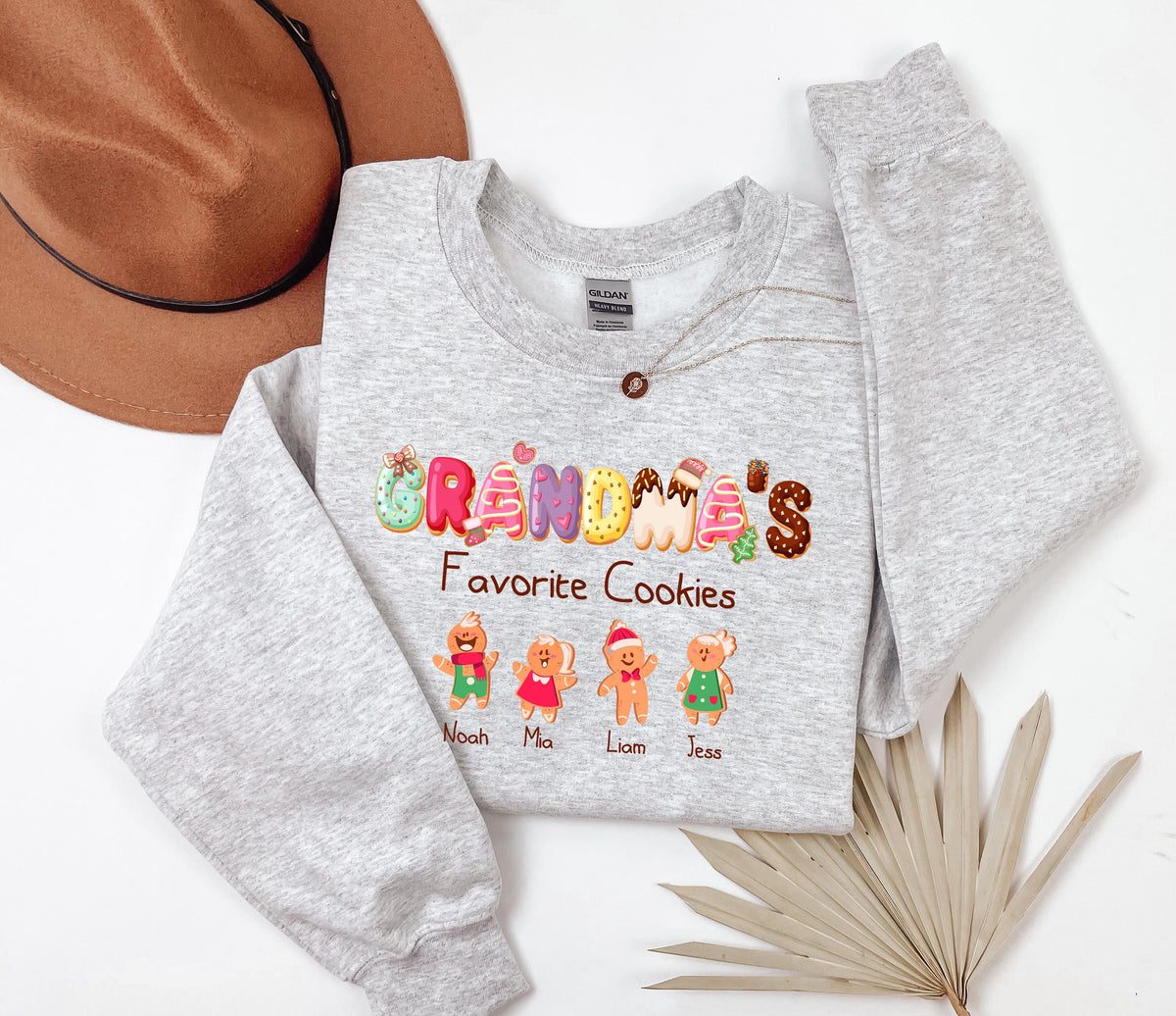 Personalized Grandma Christmas Sweatshirt, Custom Grandma Sweatshirt, Grandma Christmas Gift, Customized Shirt for Nana, Gift for Mom Tshirt