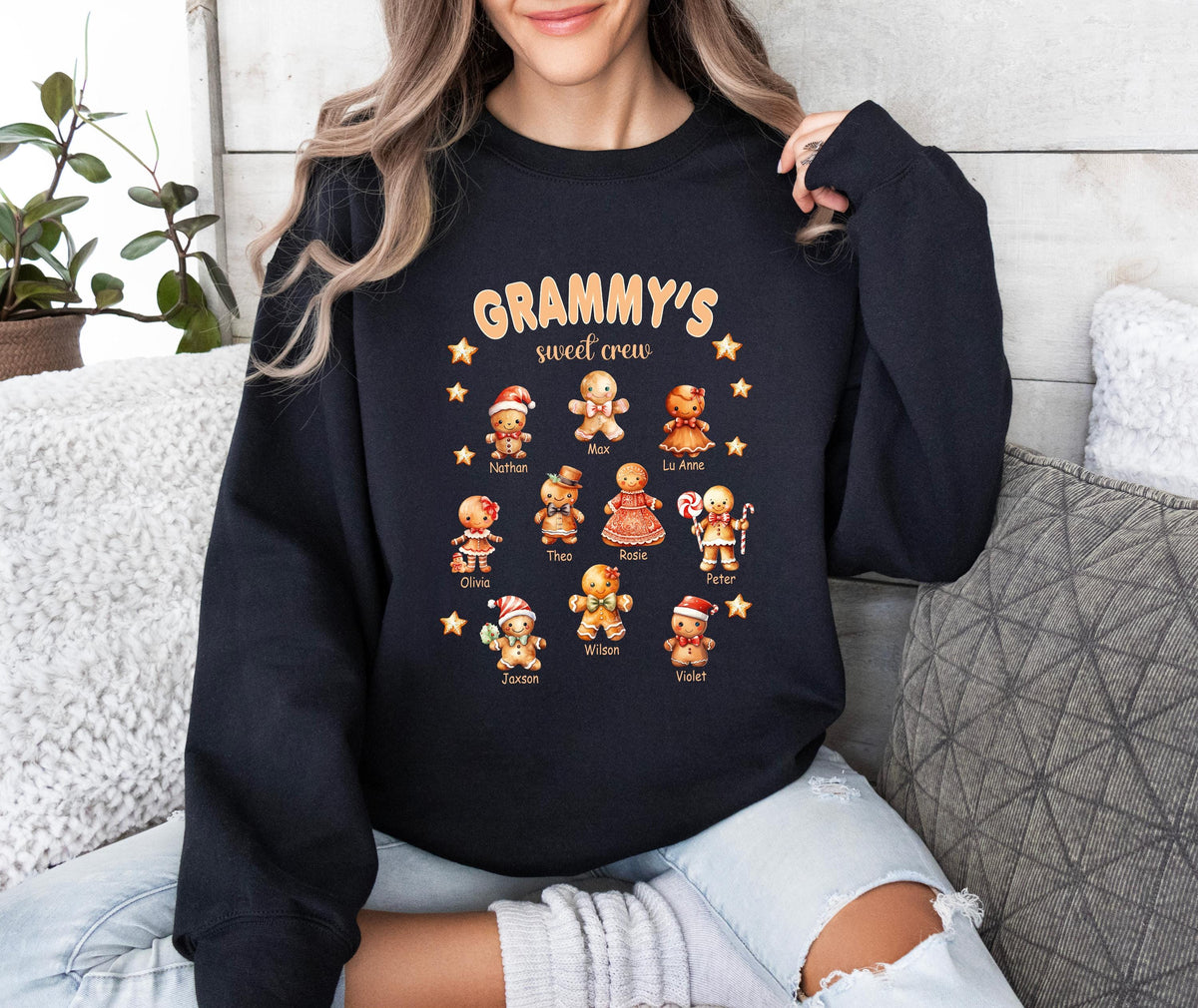 Personalized Christmas Gingerbread Grandma Sweatshirt, Custom Grandkids Names Grandmother Sweatshirt, Gift for Mom,Customized Shirt for Nana