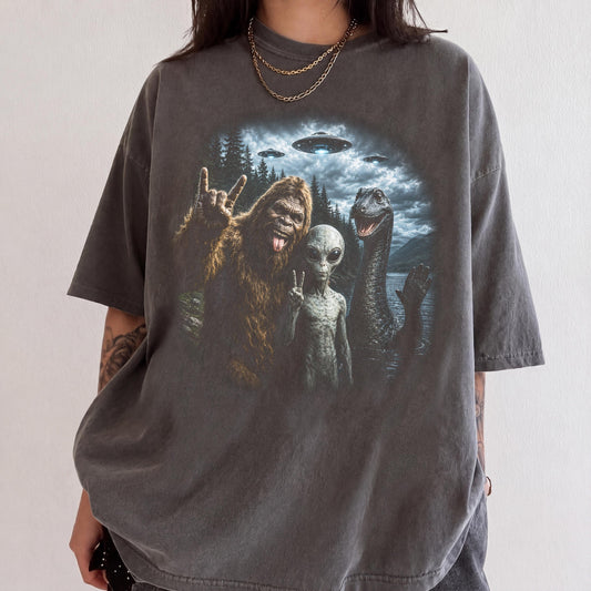 Bigfoot Mothman Alien And Dino Shirt