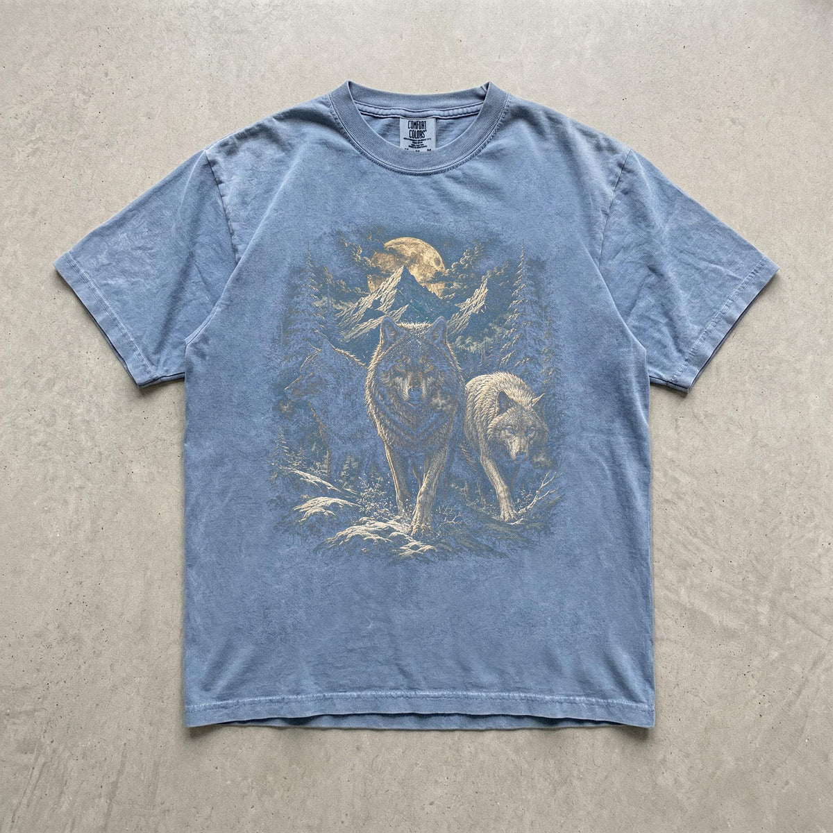 Vintage Wolf Spirit Classic 90s Graphic T-Shirt